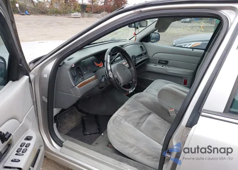 2003 Ford Crown Victoria Standard from USA, damaged, VIN 2FAFP73W43X207369